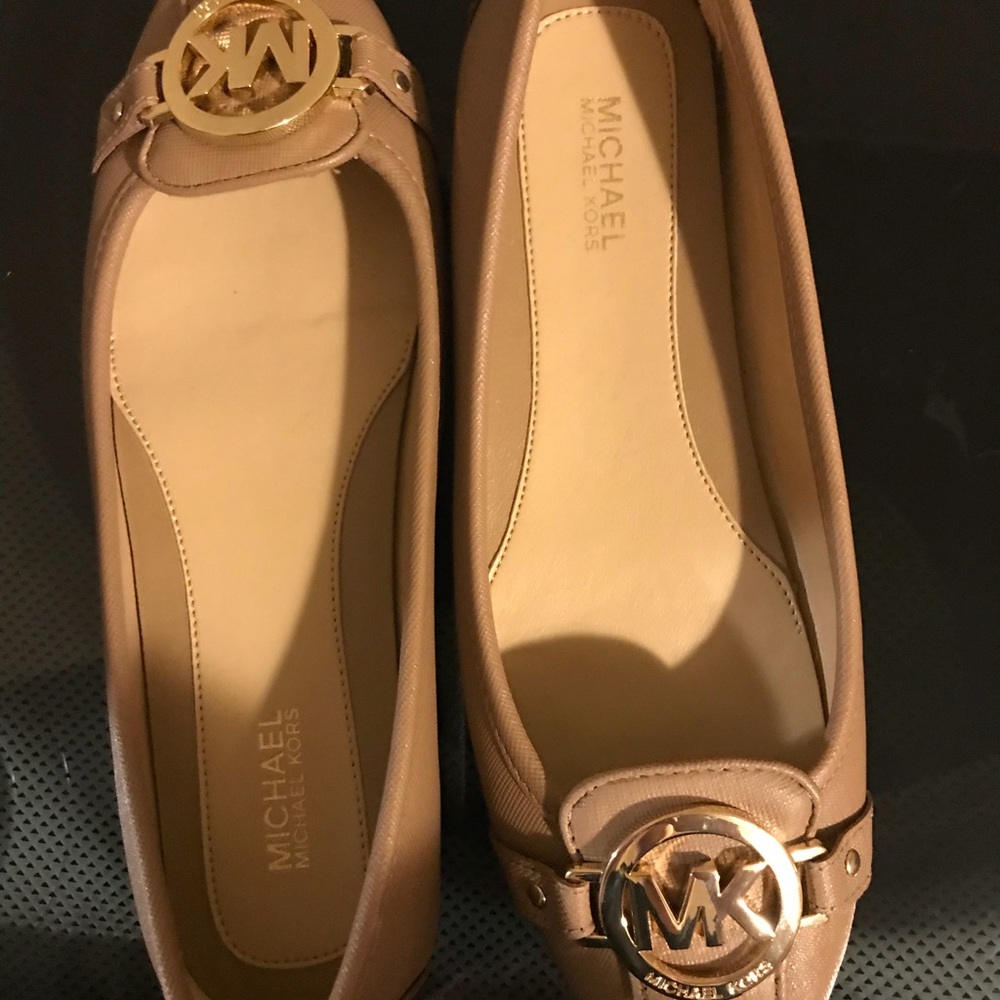 Michael Kors Nude Flats