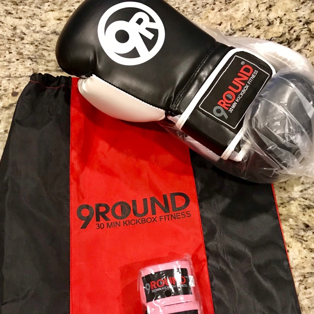 Brand new boxing gloves, wraps and gym bag