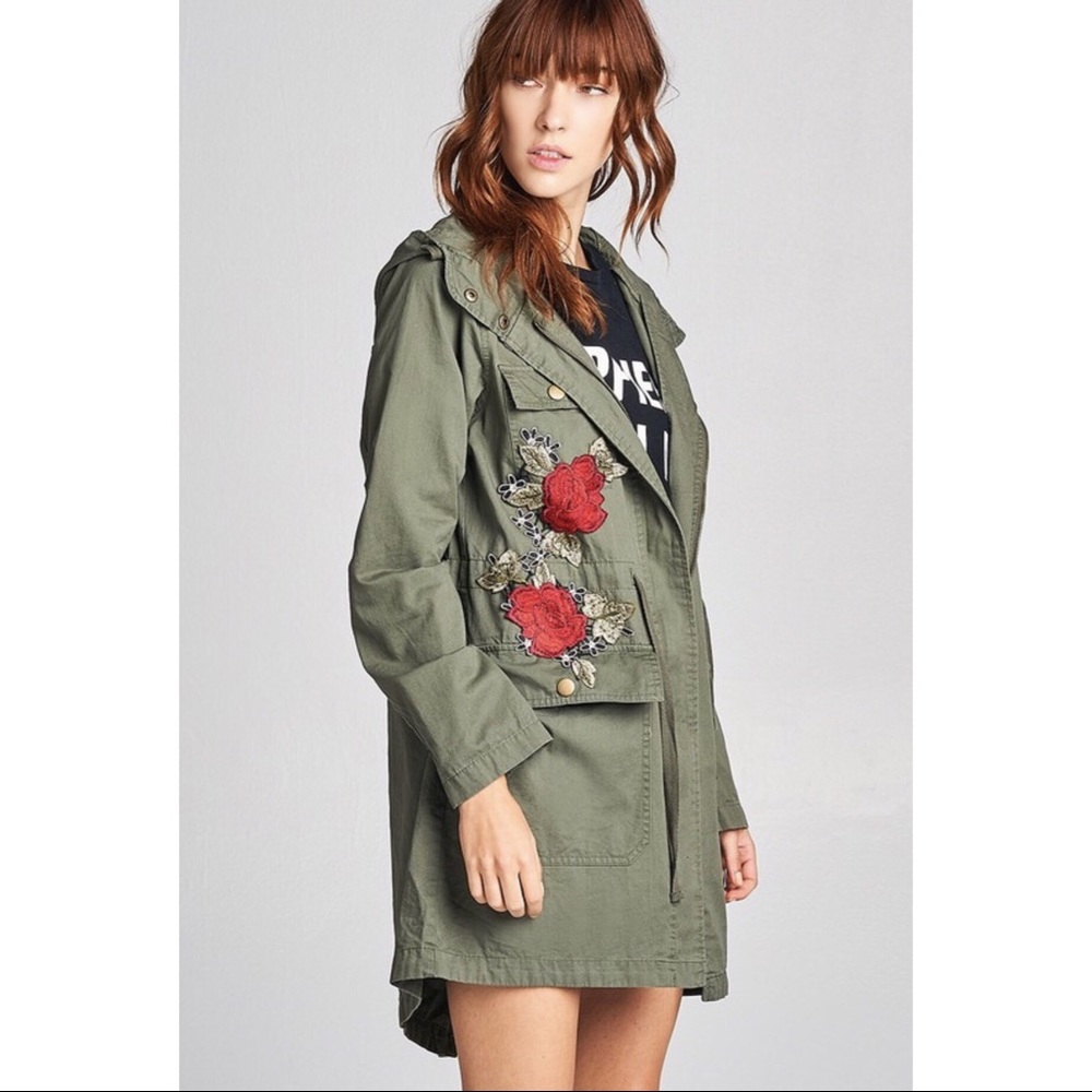 New Arrival !! Rose Embroidered Utility Jacket - Picture 4 of 6