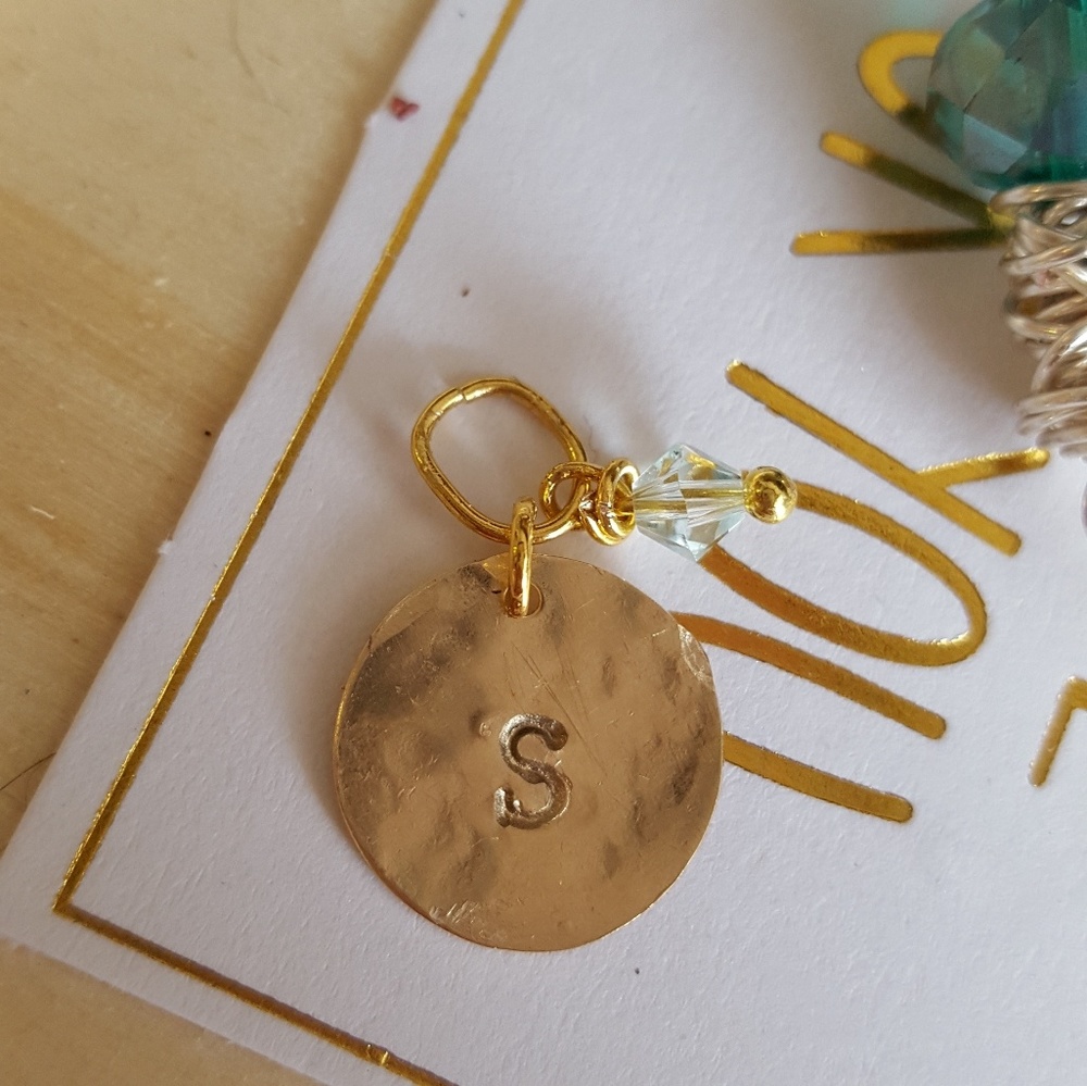 initial charm - Picture 2 of 2