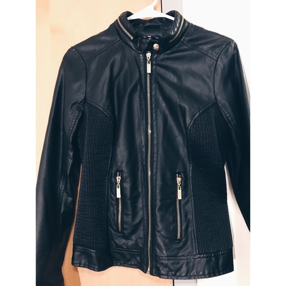 Guess black leather jacket - Picture 2 of 4