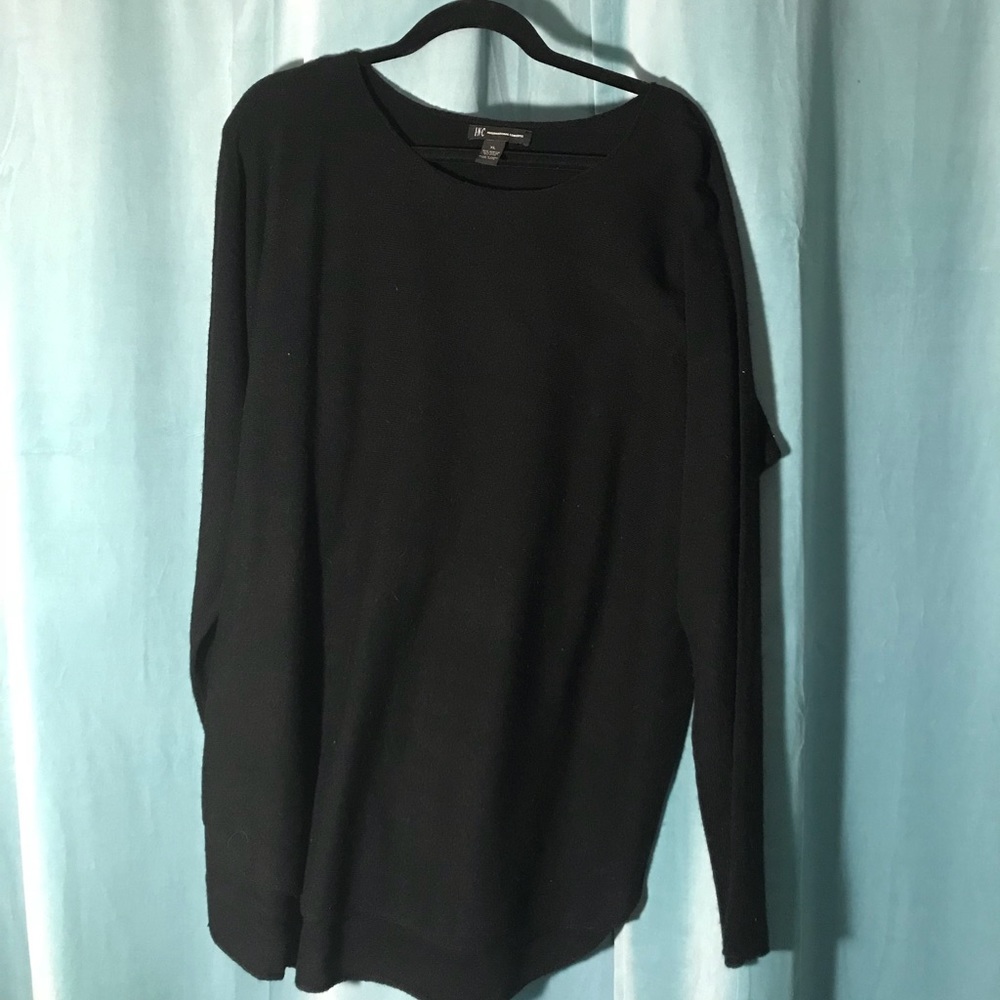 Macy’s Black Shirttail Tunic