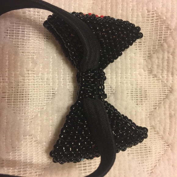 Lovely Handmade Beaded Hair band/Bow - Picture 7 of 8