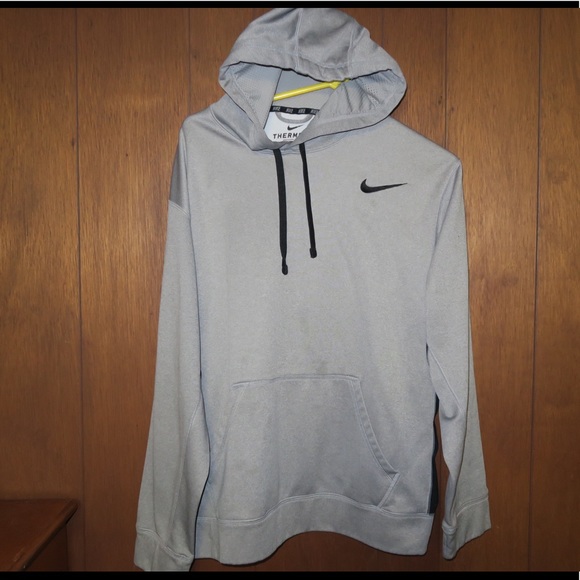 Nike Therma-Fit Hoodie Size L - Picture 1 of 3