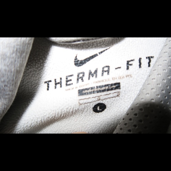 Nike Therma-Fit Hoodie Size L - Picture 3 of 3