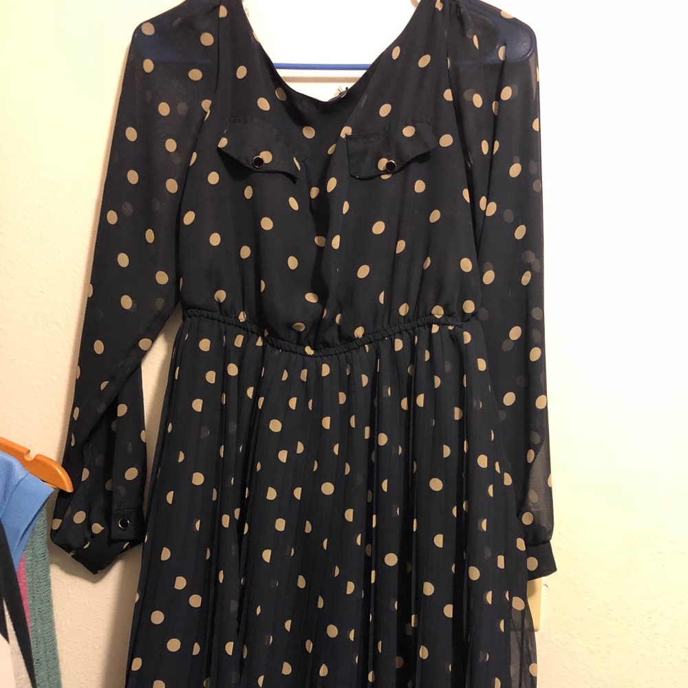 Navy Blue Cream Polka Pleated Vintage