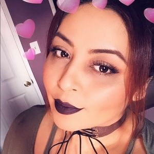 Meet your Posher, Lorena