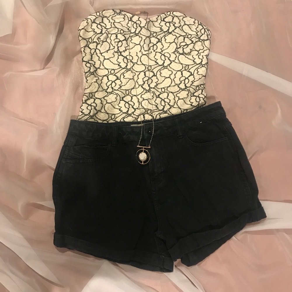 Pins & Needles strapless top