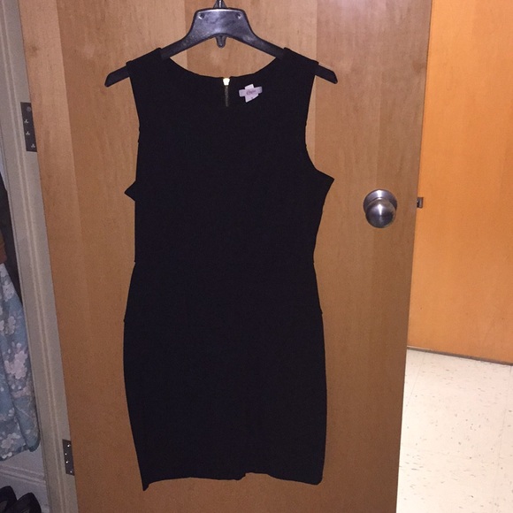 Little black dress - Picture 1 of 3