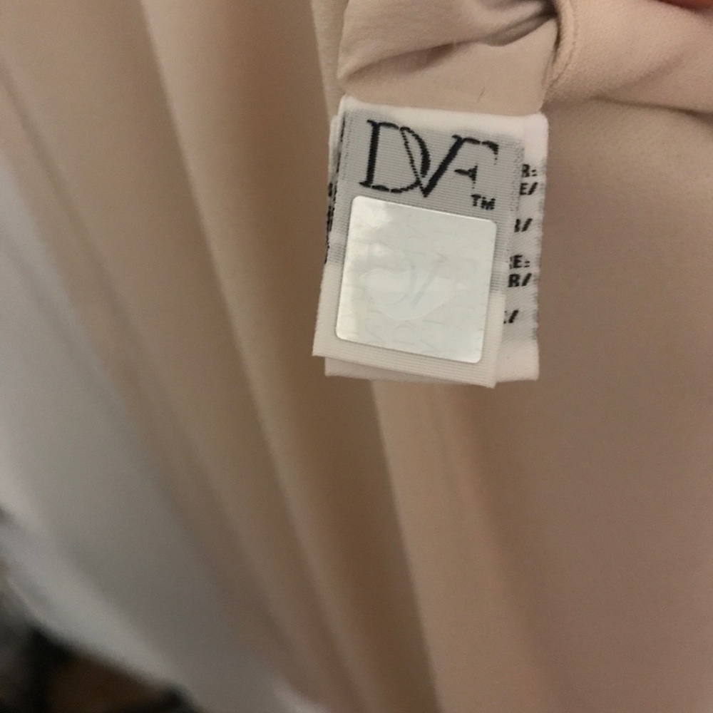 DVF Wide Collar Shift Dress - Picture 3 of 3