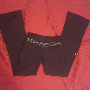 Lululemon polka dot yoga pants!