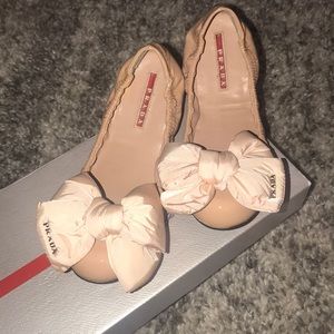 Prada bow flats nude sz. 6.5