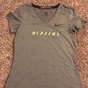 Nike pro top