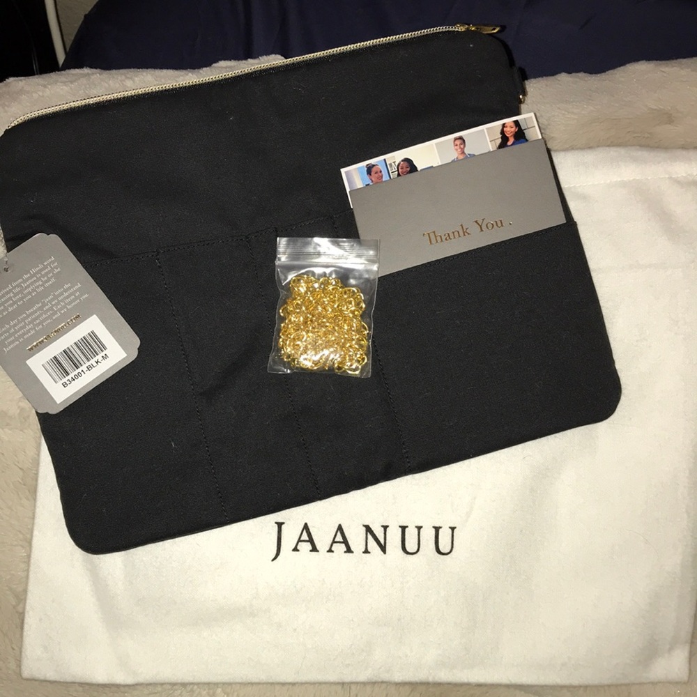 NWT Jaanuu medical clutch with chain & dust bag