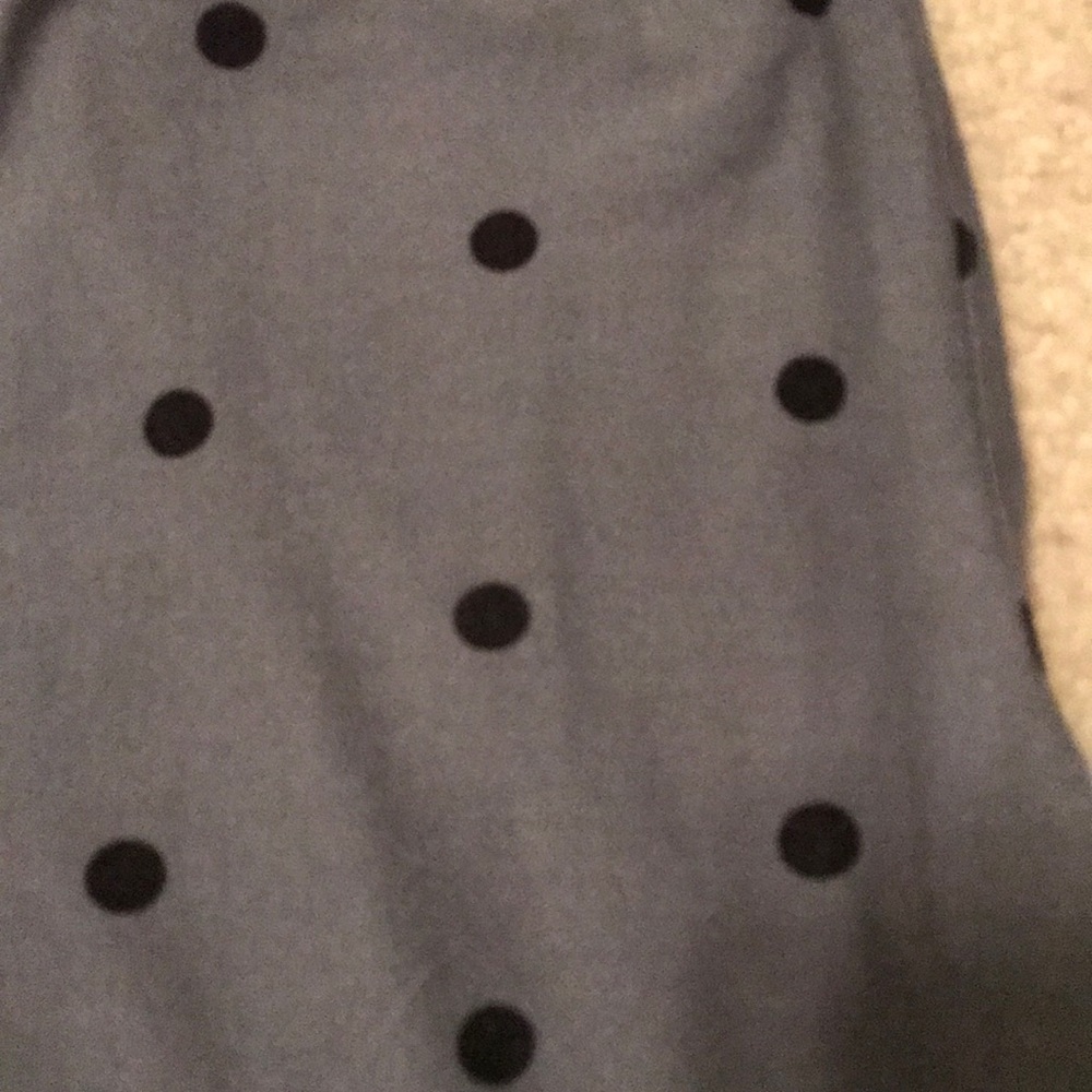 Grey with black polka dots OS Lula Roe leggings