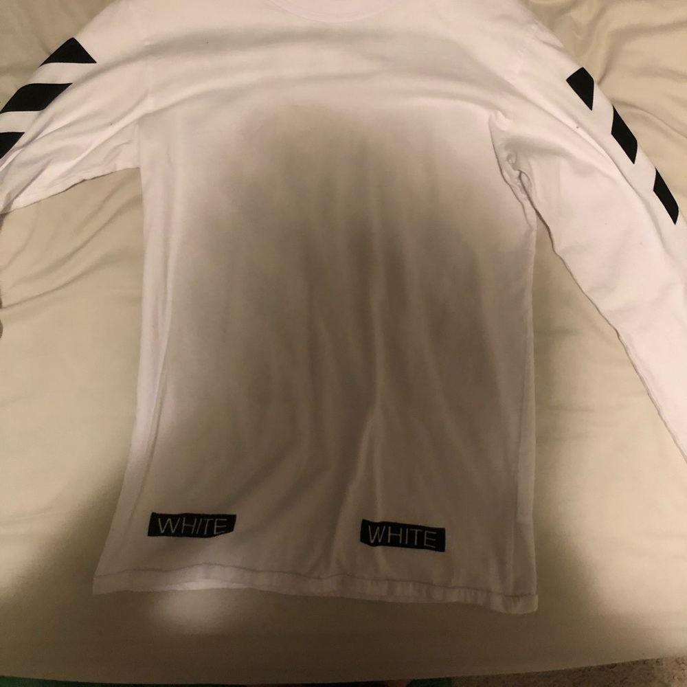 Off white tee