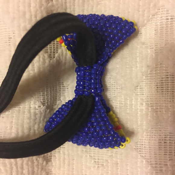 Lovely Handmade Beaded Hair band/Bow - Picture 6 of 8
