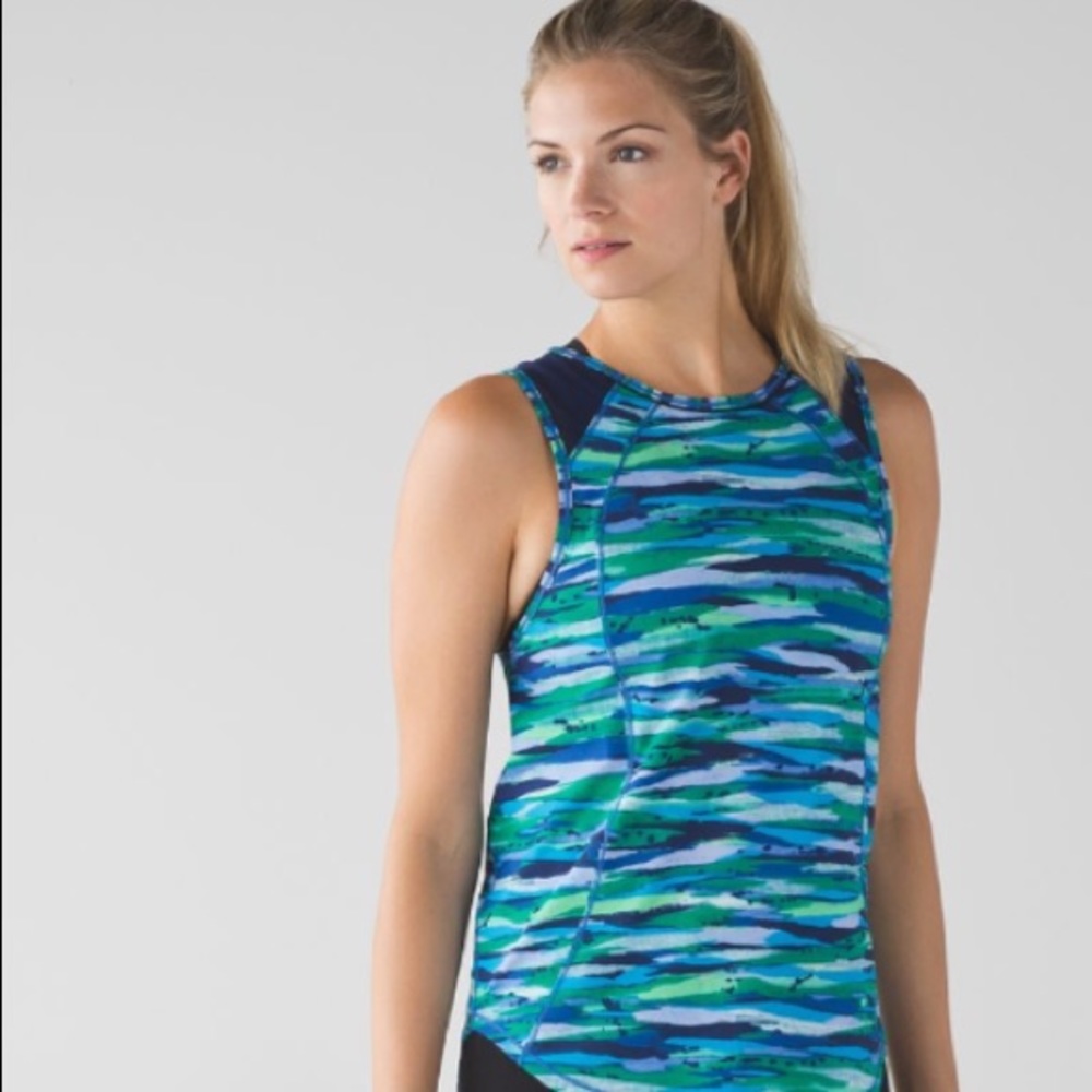 Lululemon tank - size 6