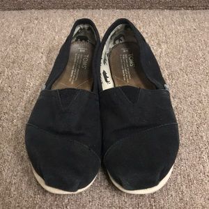Men’s Toms