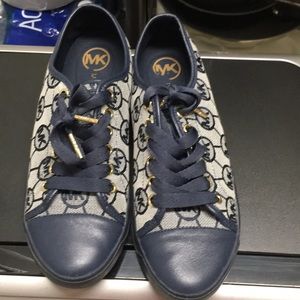 MK shoes