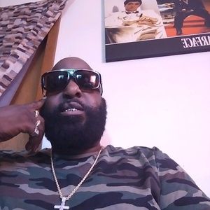 Meet your Posher, Steve