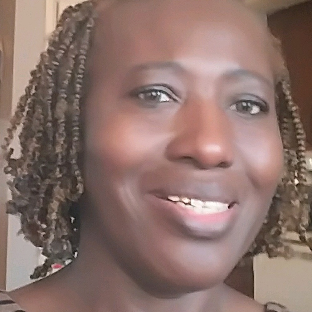 Meet your Posher, Pamela