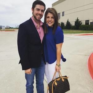 Meet your Posher, Macie