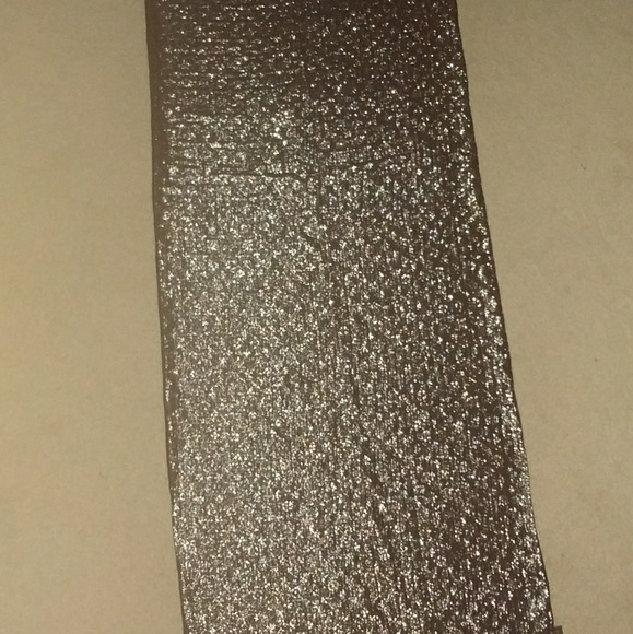 Authentic LV scarf. Black and Gold - Picture 3 of 4