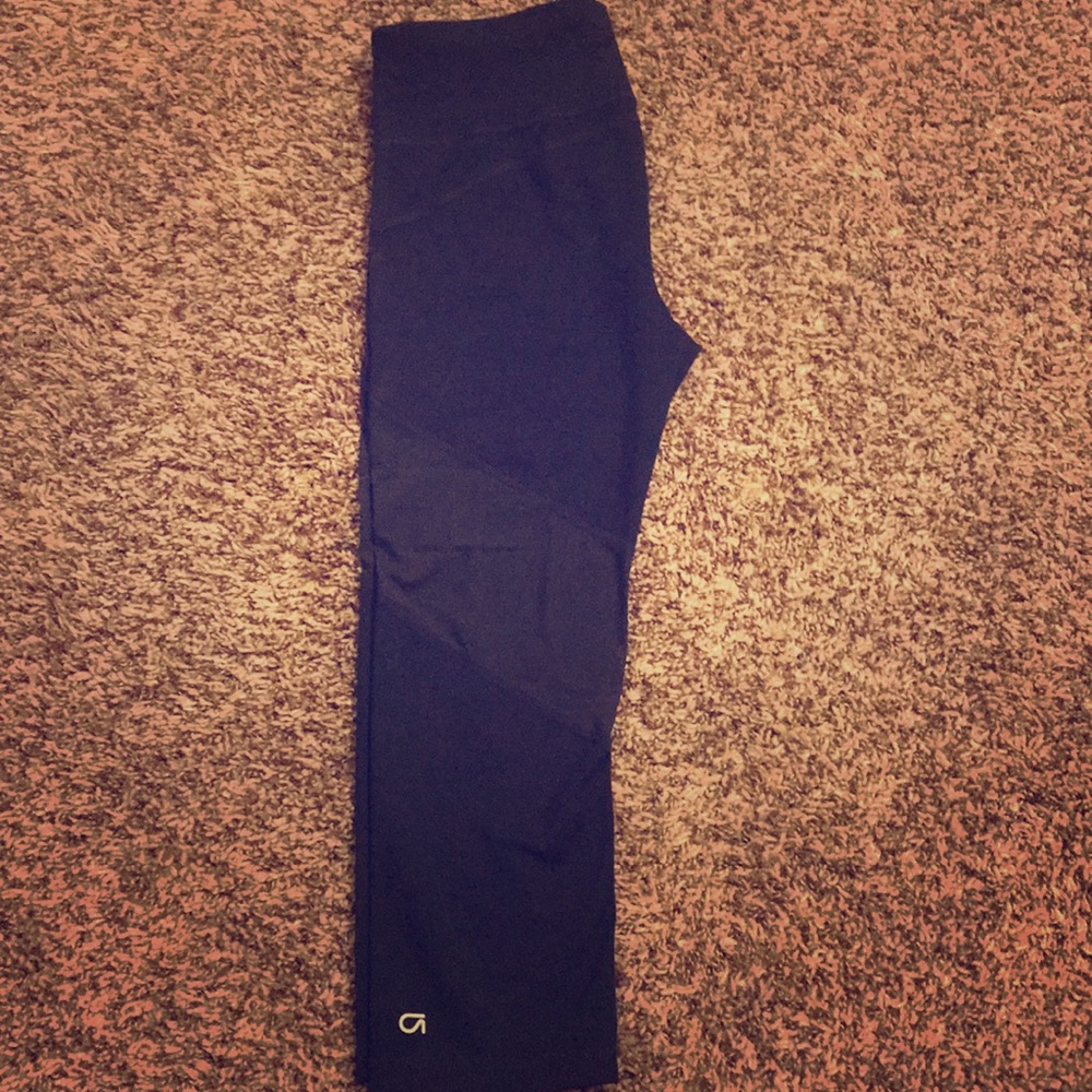 Gap fit gfast Capri legging