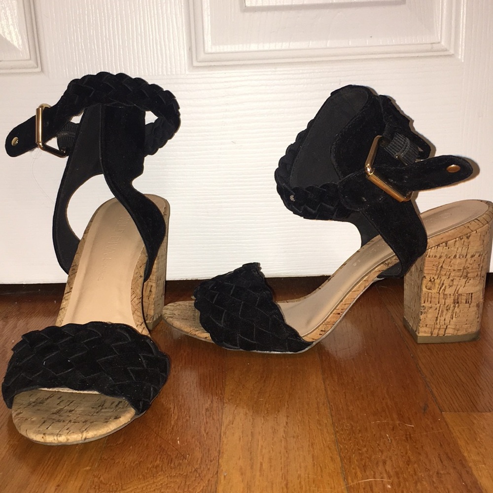 Sexy black, cork, heels!