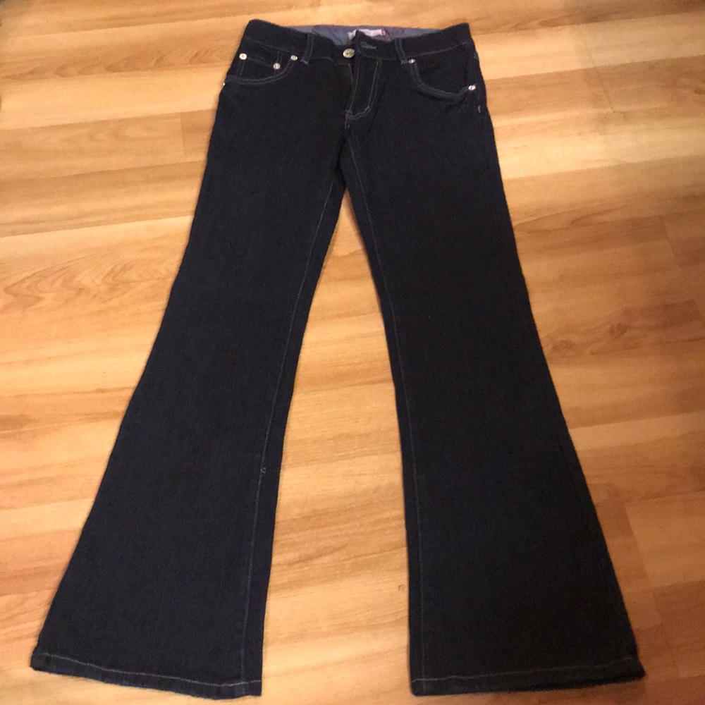 NWOT Girls Levi Strauss stretch flare jeans