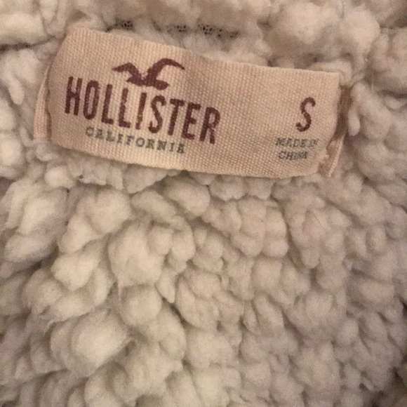 Navy blue Hollister jacket - Picture 2 of 3