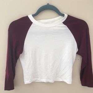 3/4 sleeve tight crop top, maroon and white