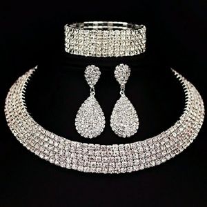 5 layered jewelry set