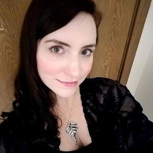 Meet your Posher, Maya