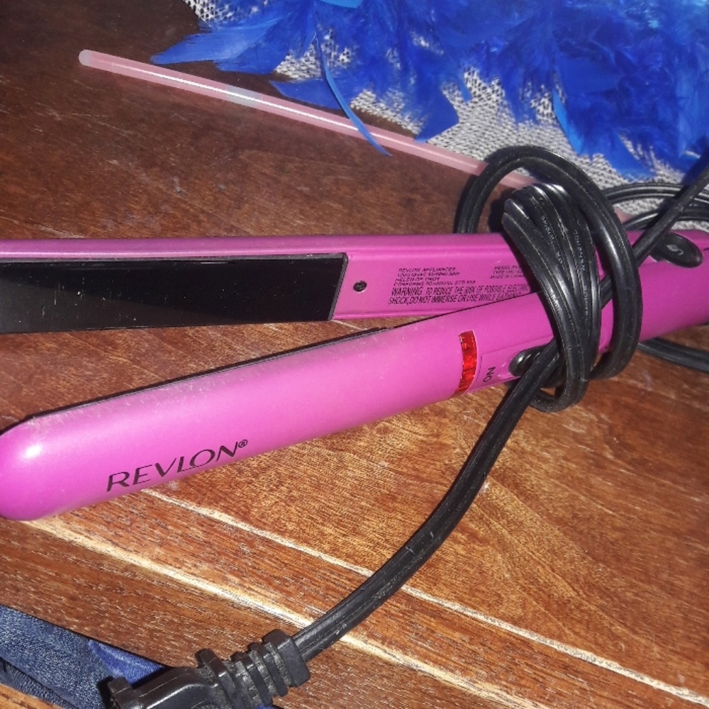 Straightner - Picture 2 of 2