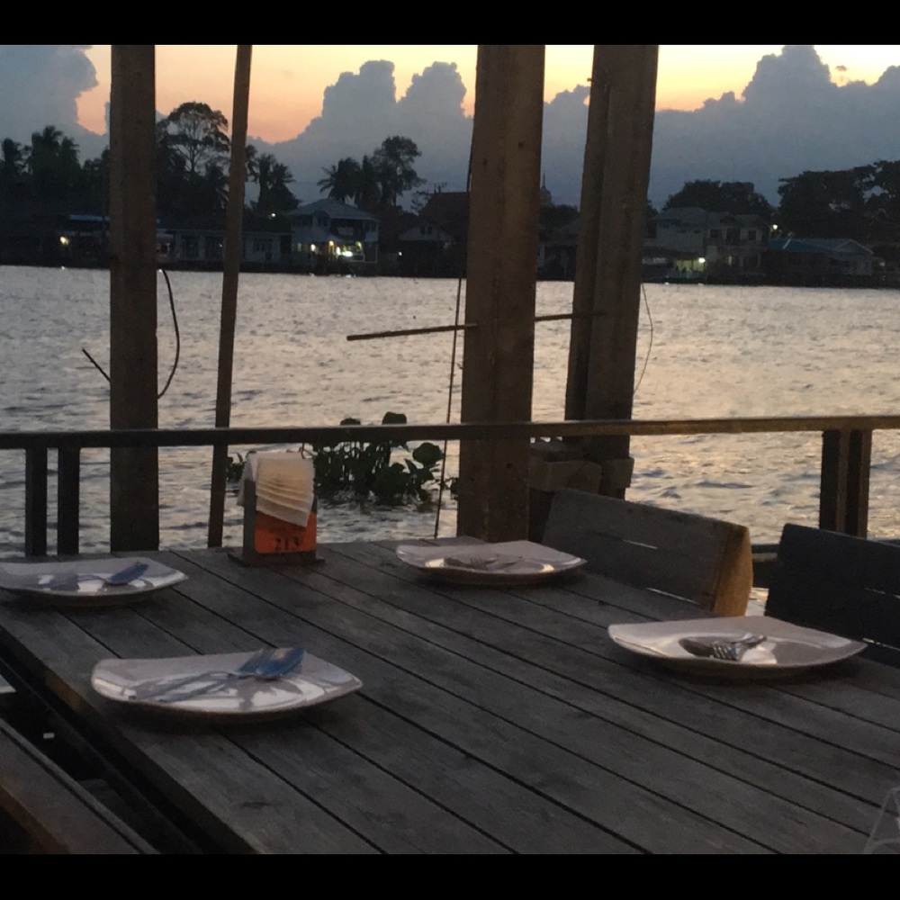 Meet your Posher, Vickie