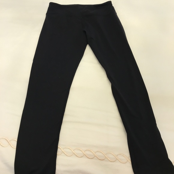 Lululemon leggings - Picture 2 of 4
