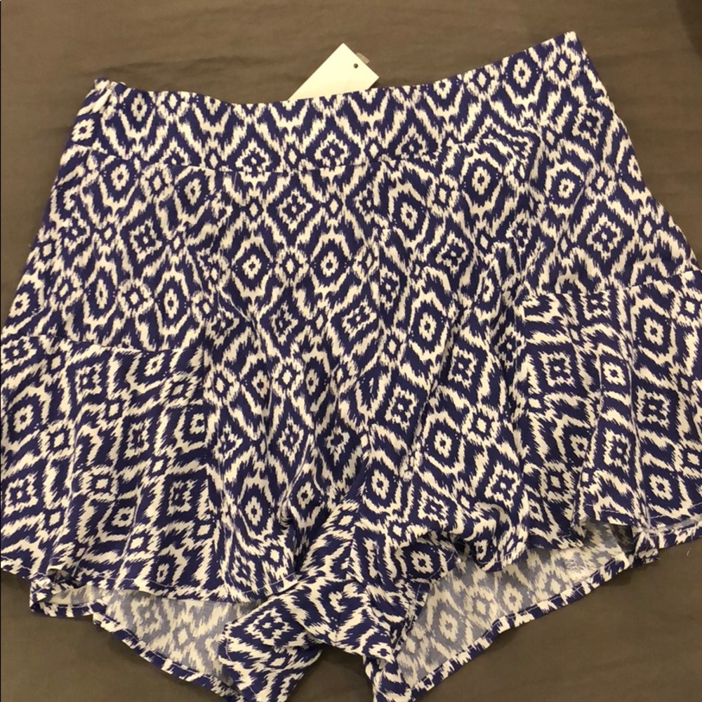 LuLu’s Ikat Print Shorts