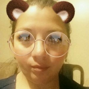 Meet your Posher, Veronica