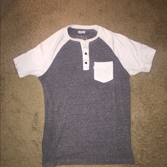 Levi's Other - Levis Half Button Up Mens Medium