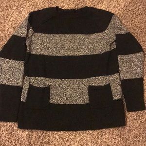 Gap black and grey sweater