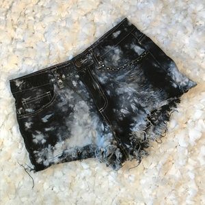 Forever 21 Women's Shorts Distressed Black Sz 27