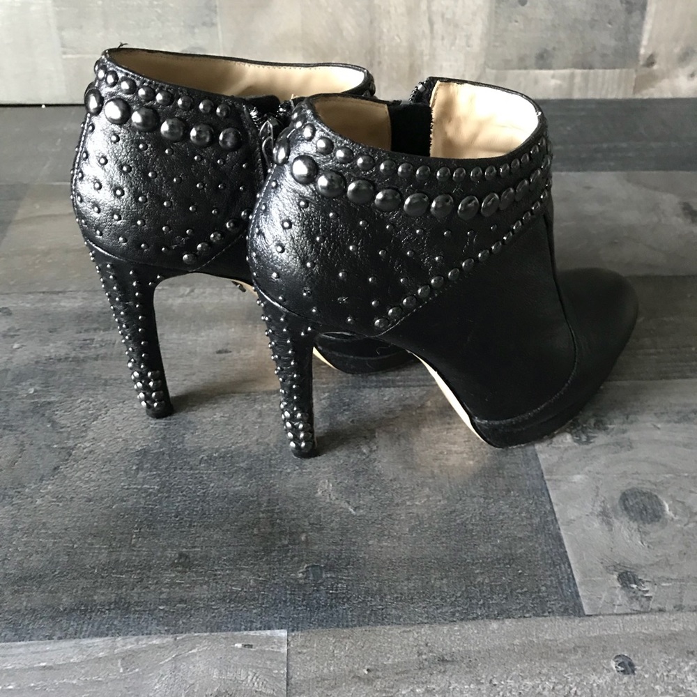 BCBGMaxAzria leather boots shoes black size 7,5