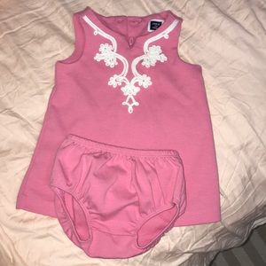 Toddler dress 3-6 months. Runs a little big