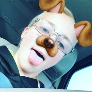 Meet your Posher, Cameron