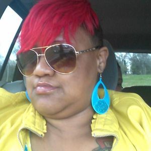 Meet your Posher, Latoya