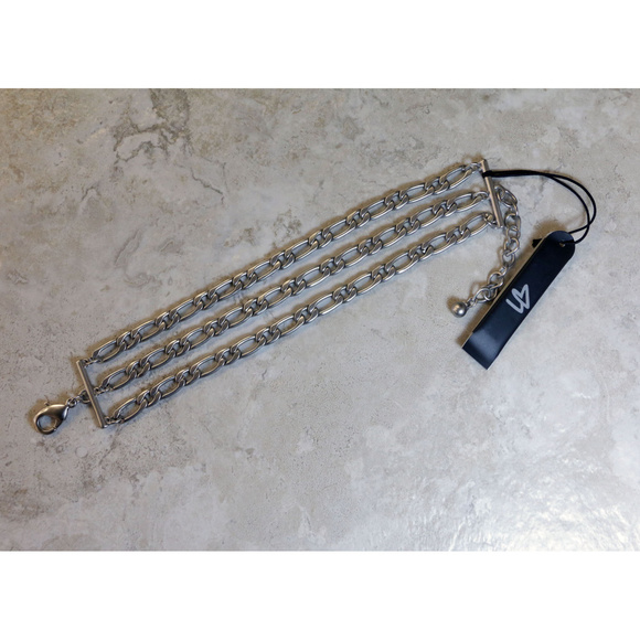 NWT Matt Silver 3 strand Bracelet LBB16 - Picture 4 of 5