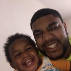 Meet your Posher, Devin