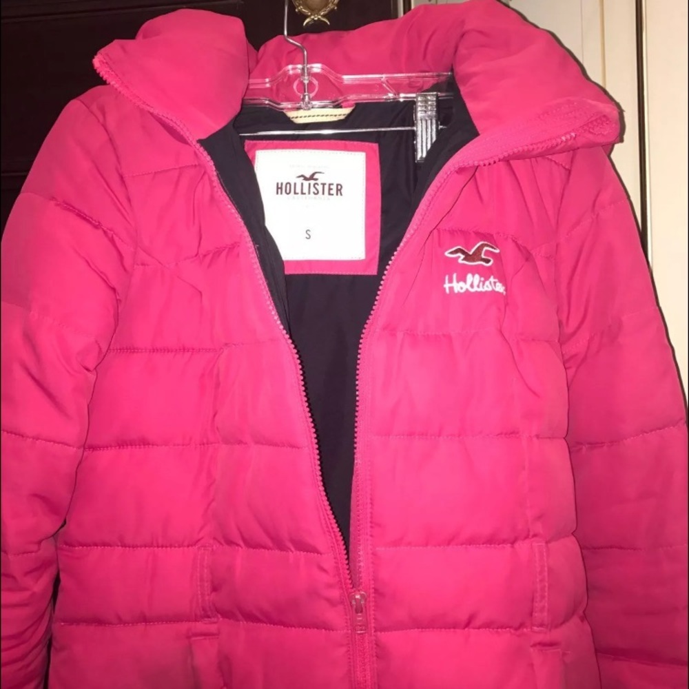 Hollister Puffer Jacket